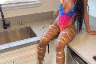 Discrete✅ Satisfying✅ Open minded✅ Available✅ - Image 1